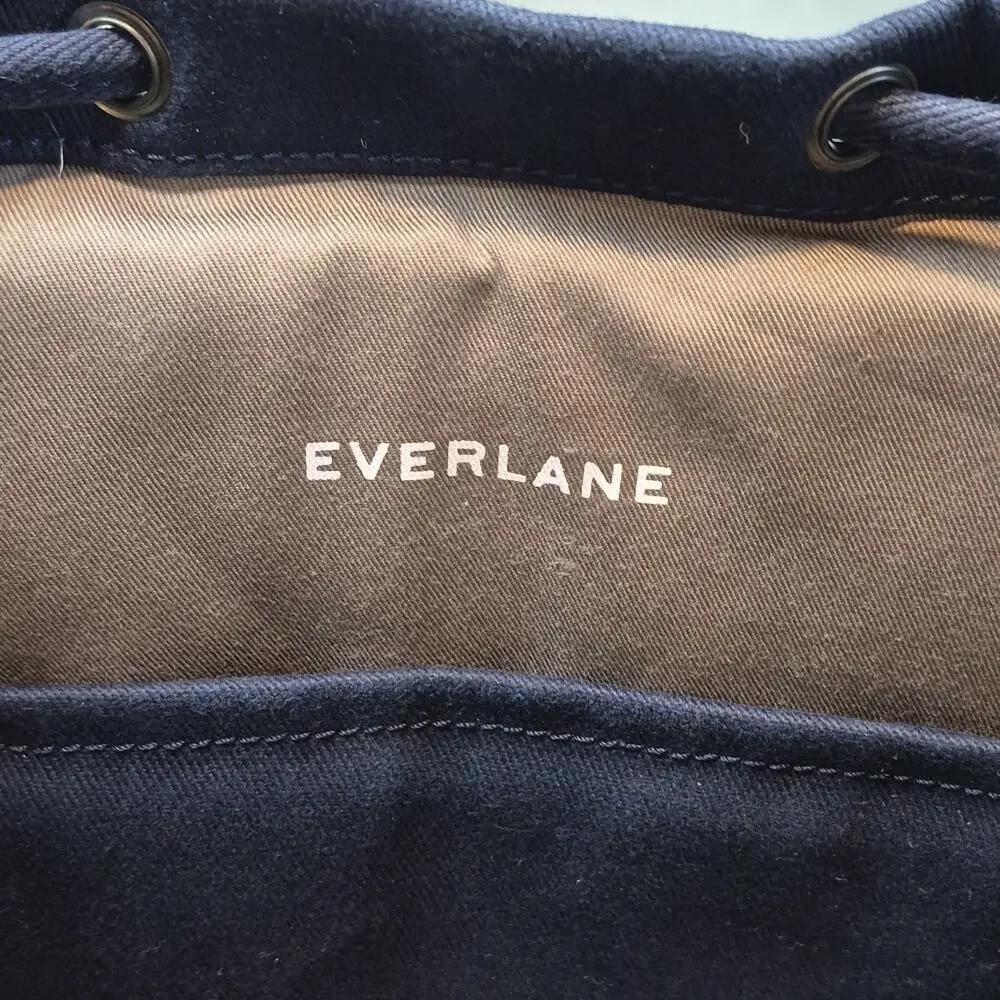 Everlane Modern Snap Backpack Women Medium Navy Canvas Laptop Sleeve Minimalist